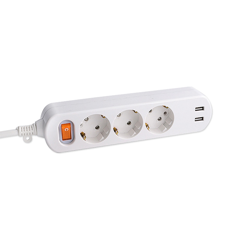 3 forretninger EU Standard Socket med 2 USB -porte og 1 master switch 3 forretninger EU Standard Socket med 2 USB -porte og 1 master switch