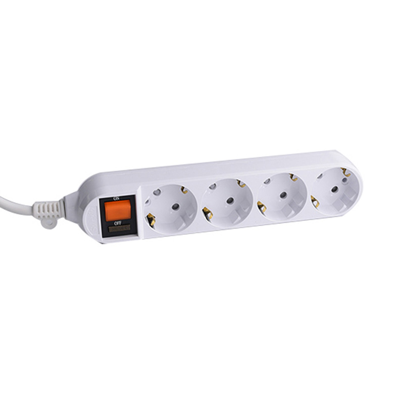 Kabel3g 4 forretninger EU Standard Socket med overbelastningsbeskyttelseskontakt Kabel3g 4 forretninger EU Standard Socket med overbelastningsbeskyttelseskontakt