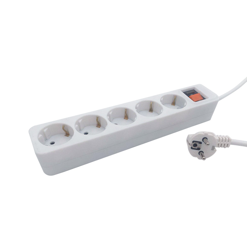 PP Materiale 1,0 mm² 5 Outlets EU Standard Socket PP Materiale 1,0 mm² 5 Outlets EU Standard Socket